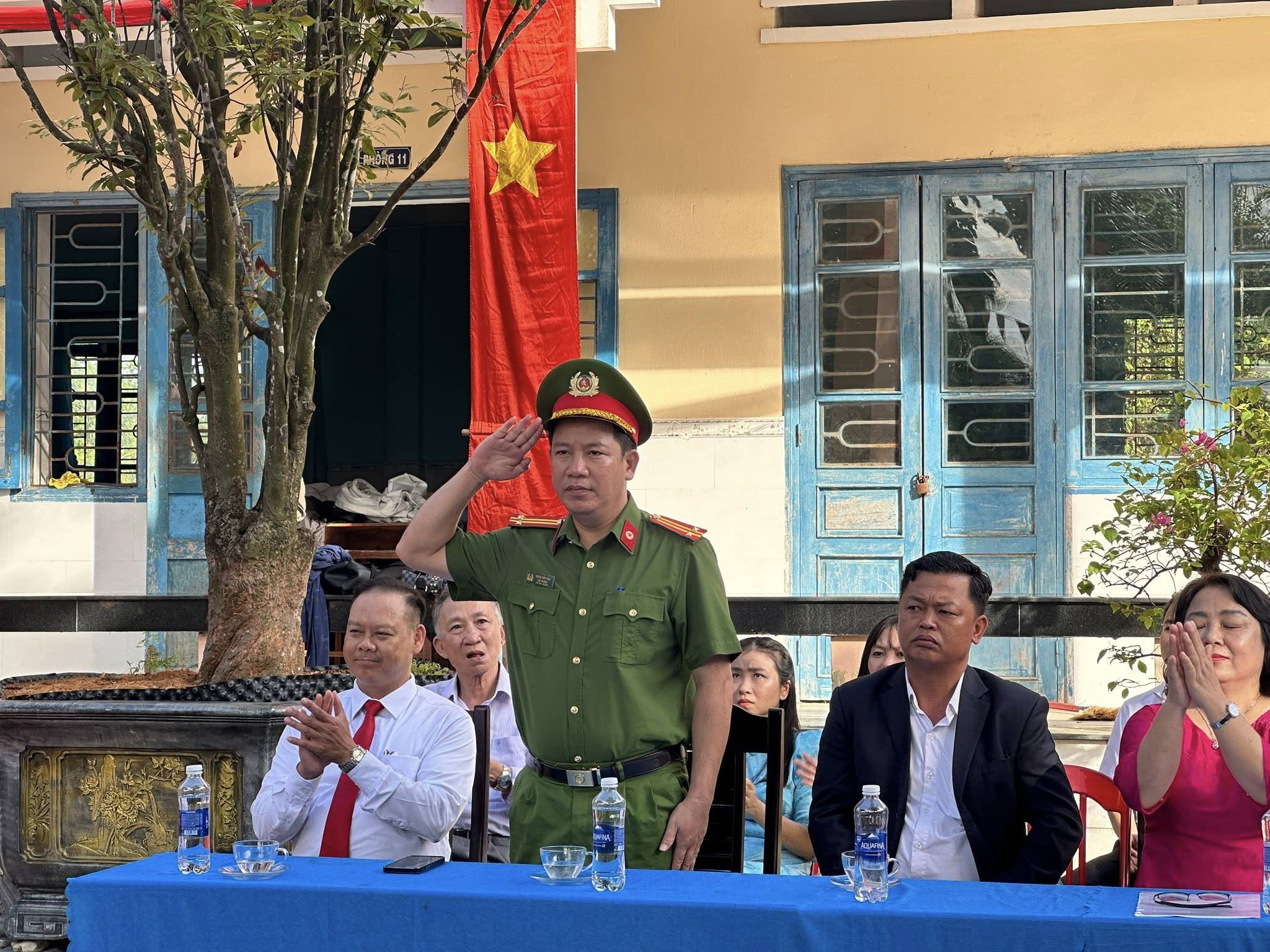 anh tin bai